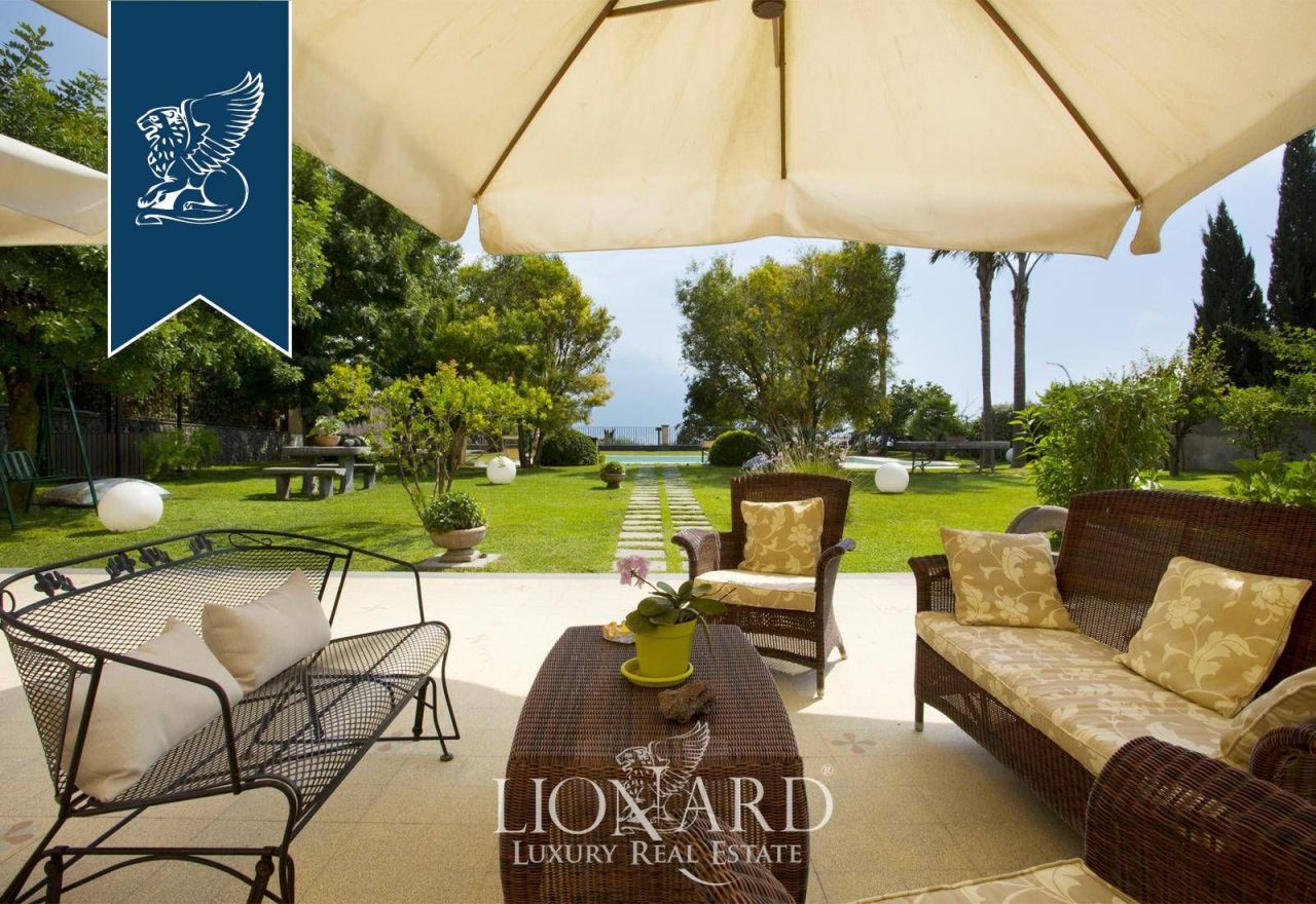 Villa à Naples, Italie, 500 m² - image 17