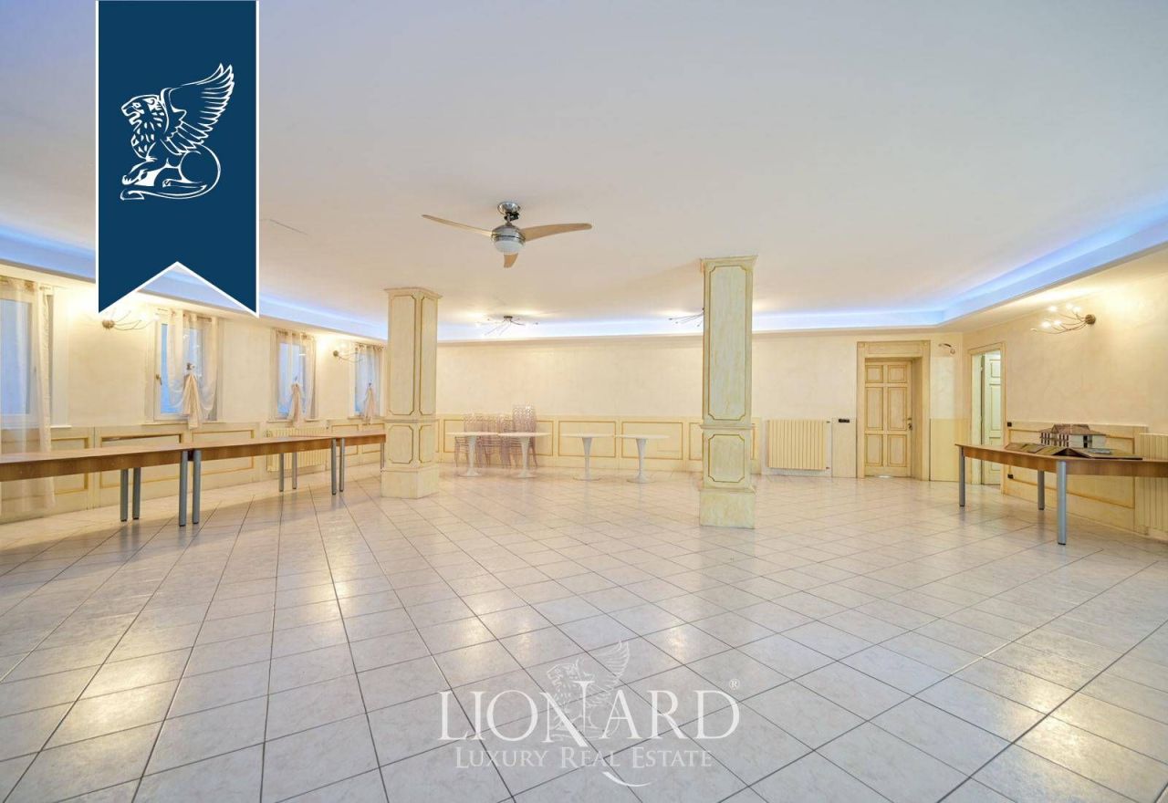 Villa à Milan, Italie, 1 284 m² - image 17