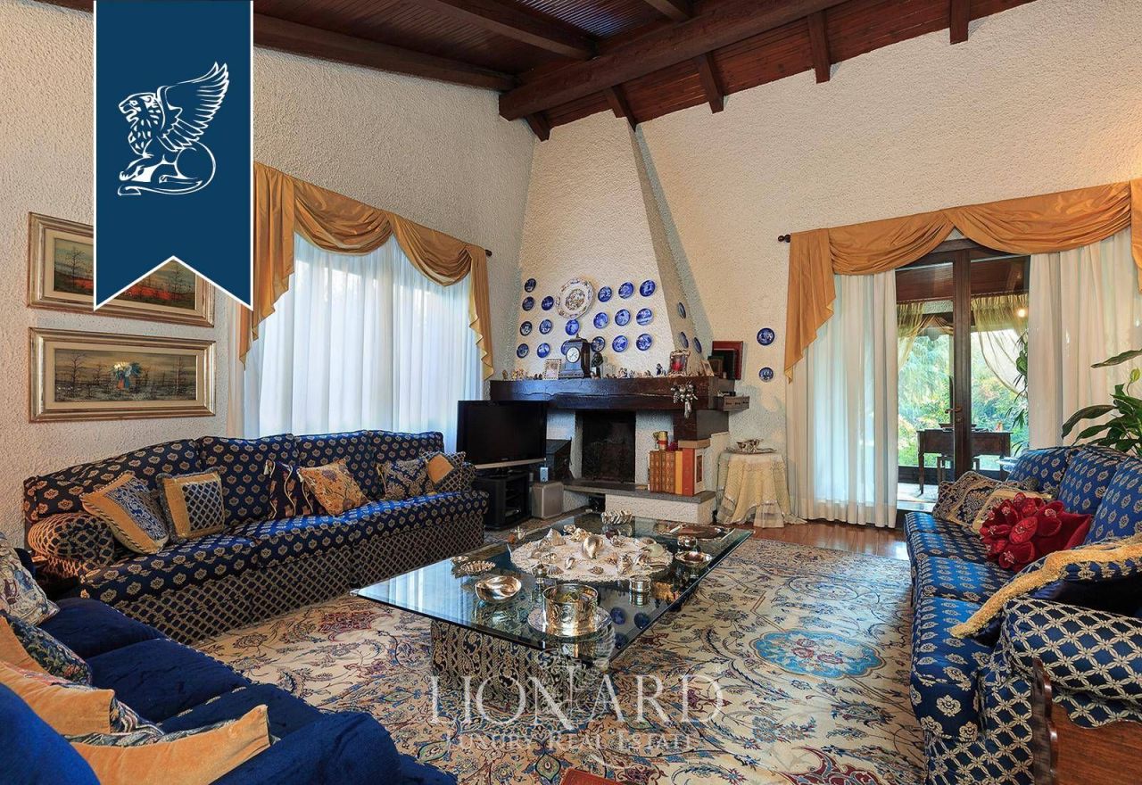 Villa a Parabiago, Italia, 403 m² - foto 17