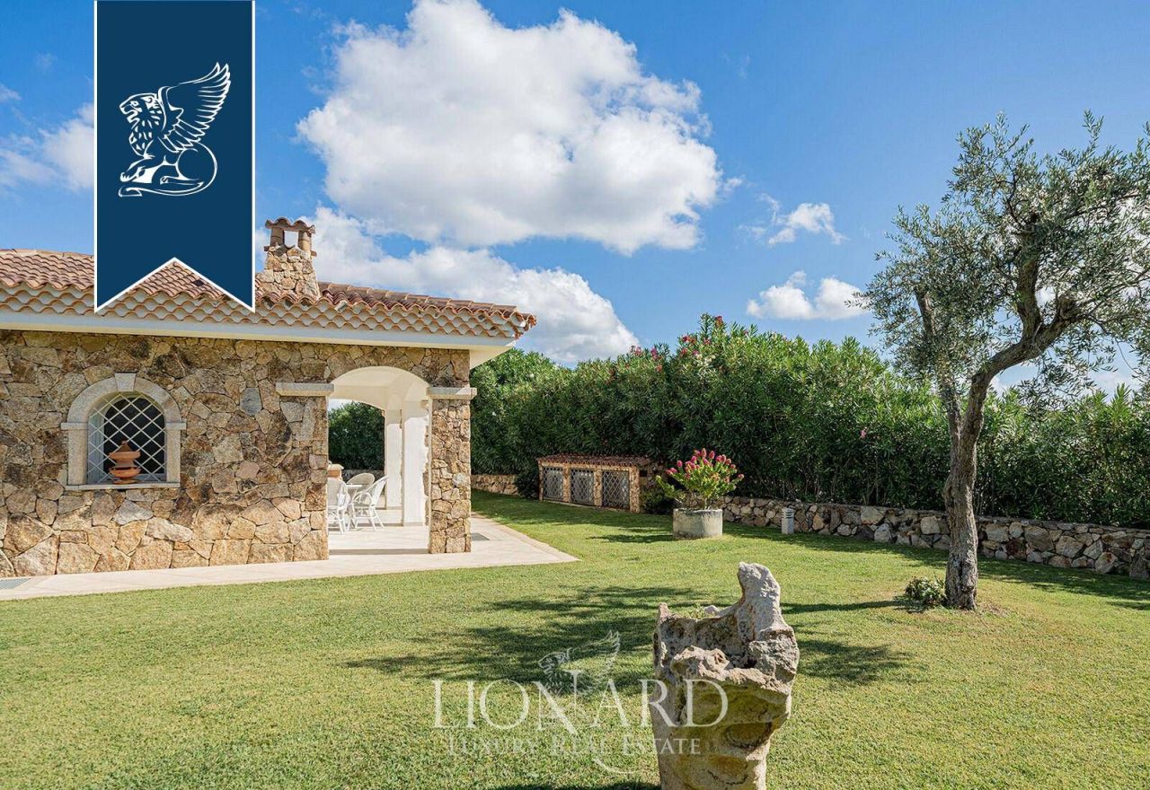 Villa en Palau, Italia, 200 m² - imagen 17