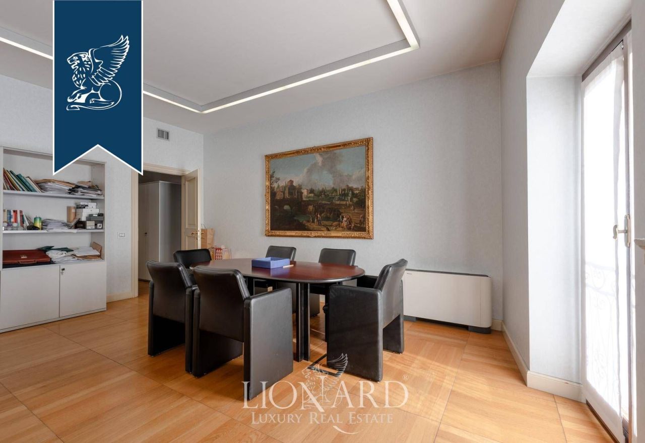 Casa a Verona, Italia, 2 600 m² - foto 17