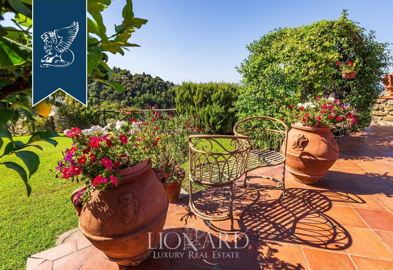 Farm in Florence, Italy, 500 m² - picture 16