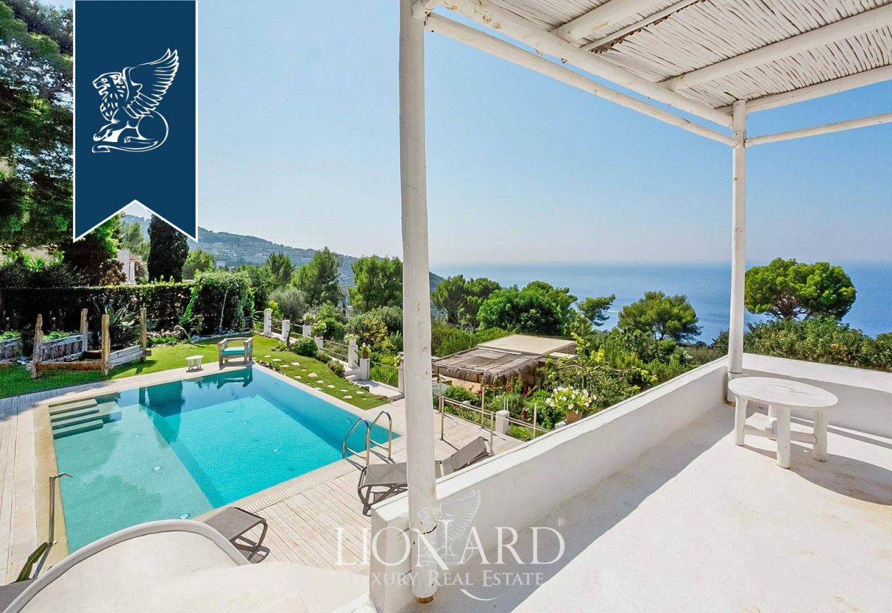 Villa a Napoli, Italia, 300 m² - foto 16