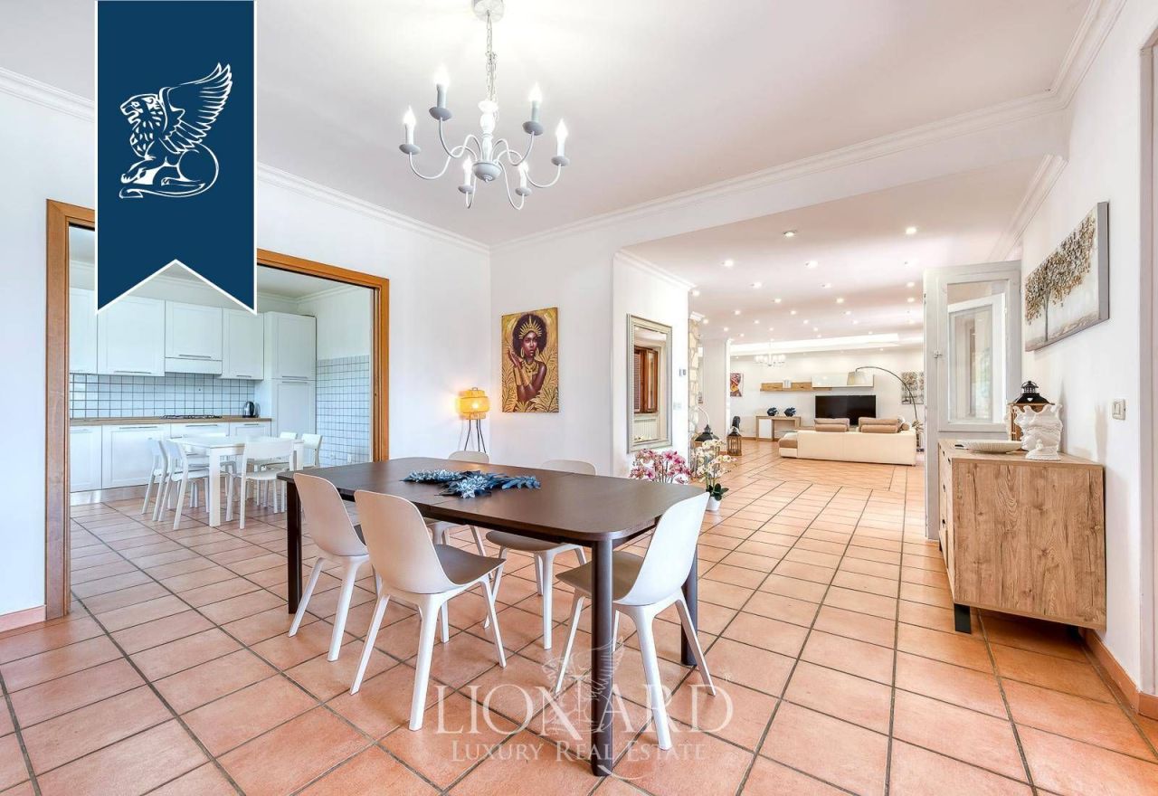 Villa à San Felice Circeo, Italie, 600 m² - image 17