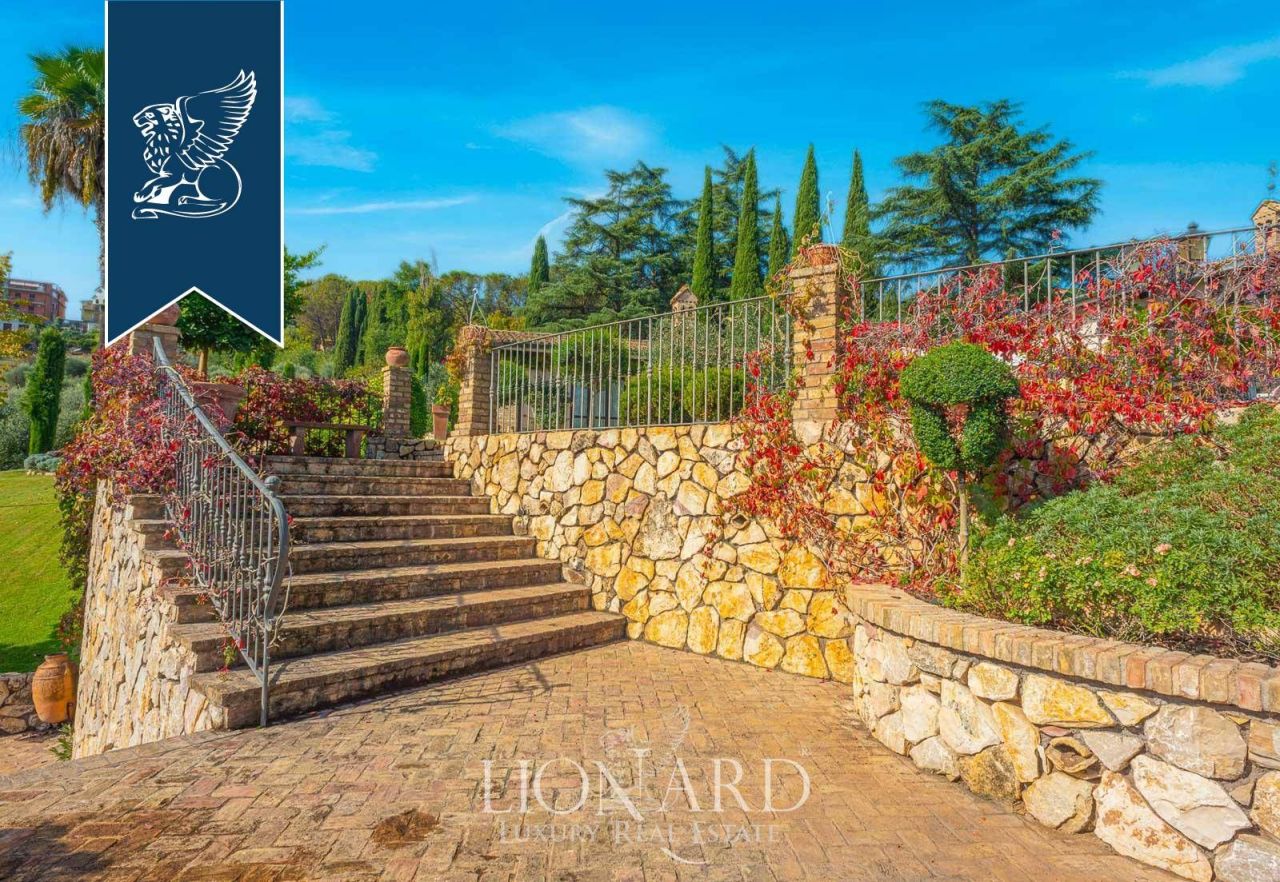 Villa in Rom, Italien, 1 100 m² - Foto 17