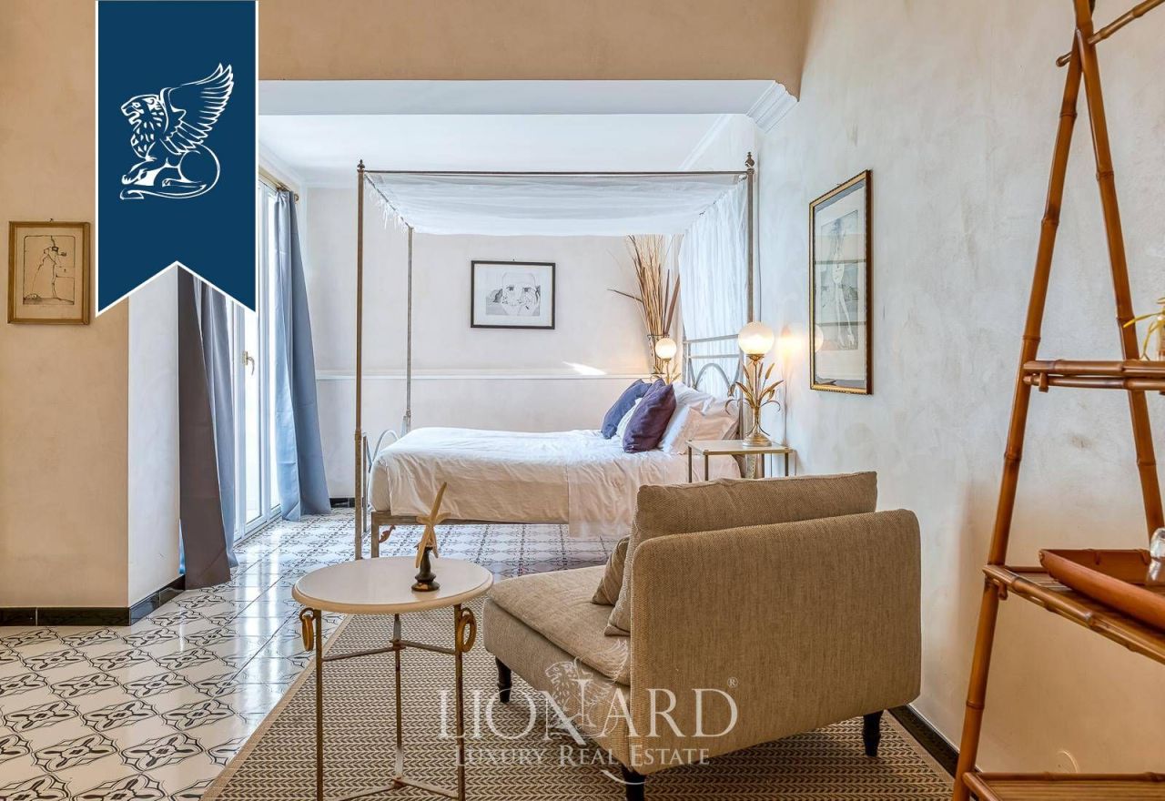 Villa à Salerne, Italie, 800 m² - image 17