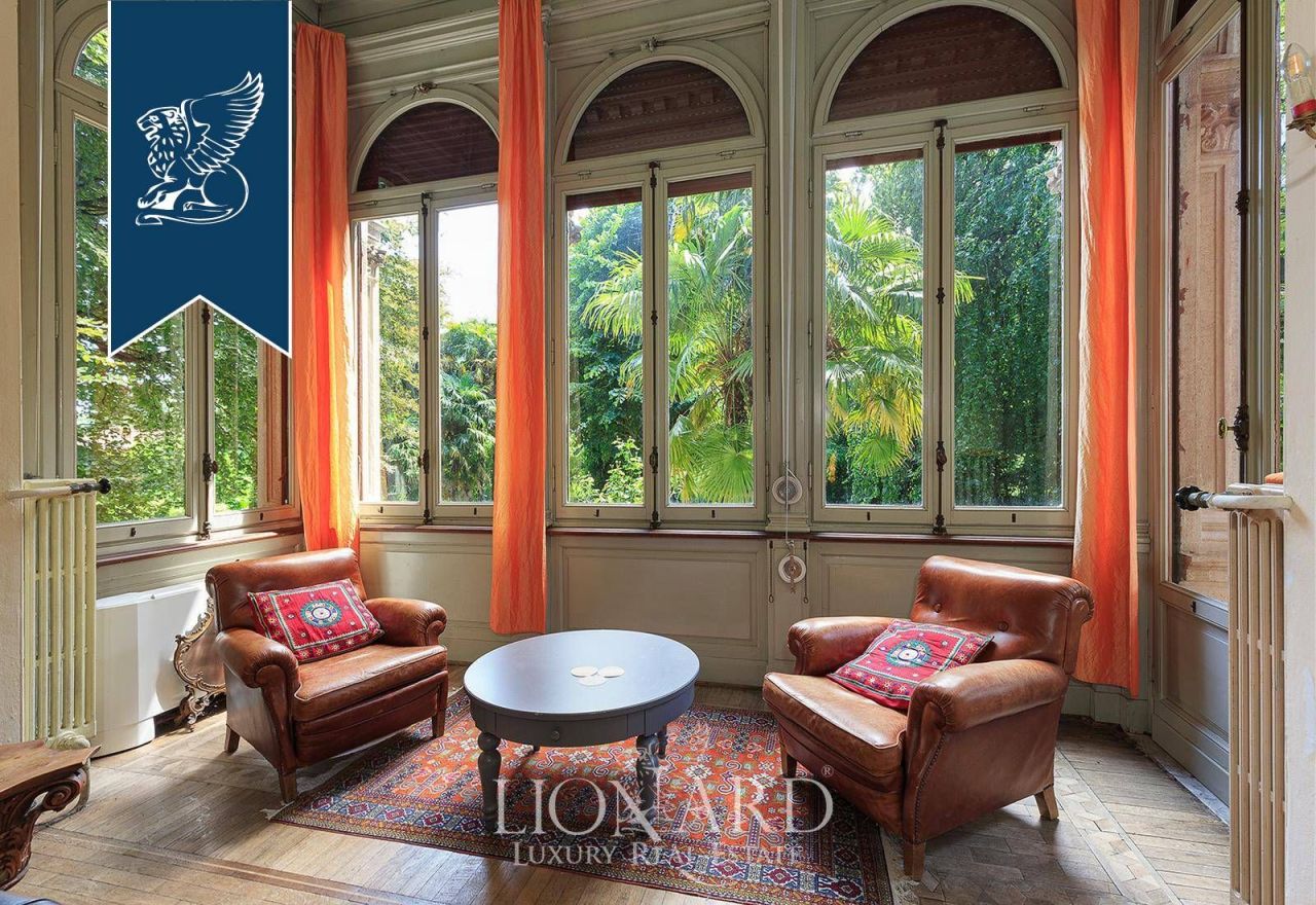 Villa en Mandello del Lario, Italia, 778 m² - imagen 16