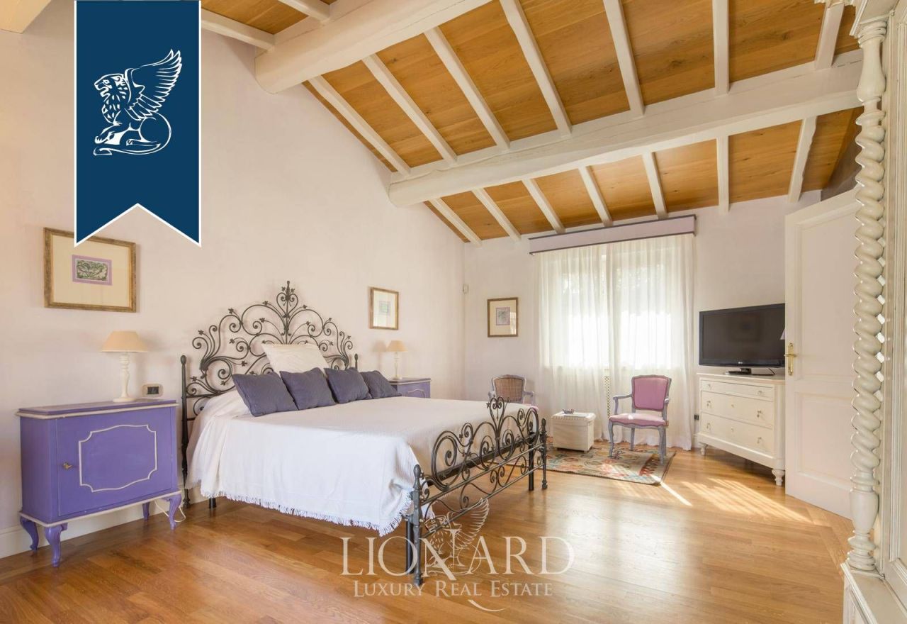 Villa in Pietrasanta, Italy, 550 m² - picture 16