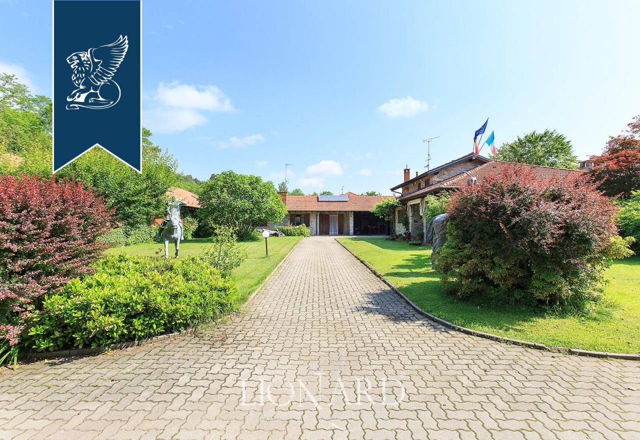 Villa en Varese, Italia, 597 m² - imagen 15