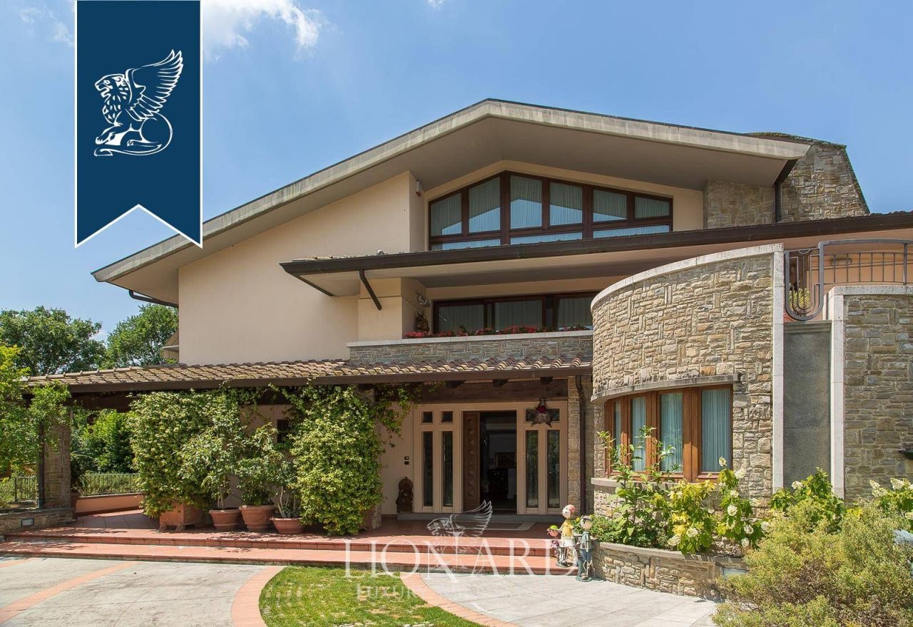 Villa in Arezzo, Italy, 730 m² - picture 15