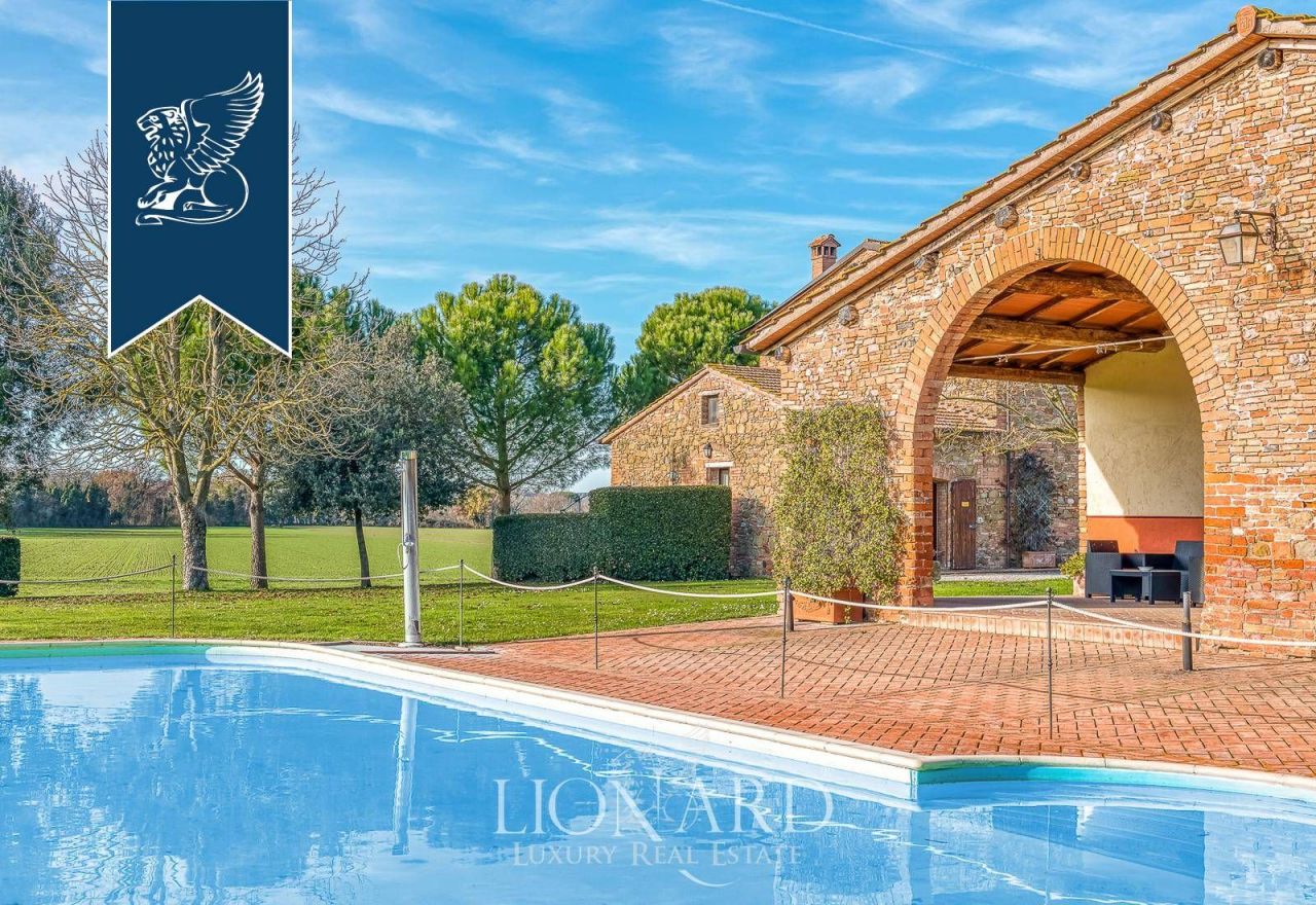 Farm in Bettona, Italy, 1 900 m² - picture 17