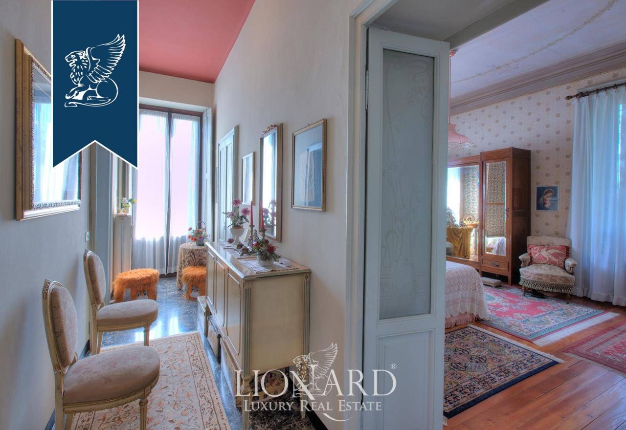 Villa in Lesa, Italy, 400 m² - picture 18