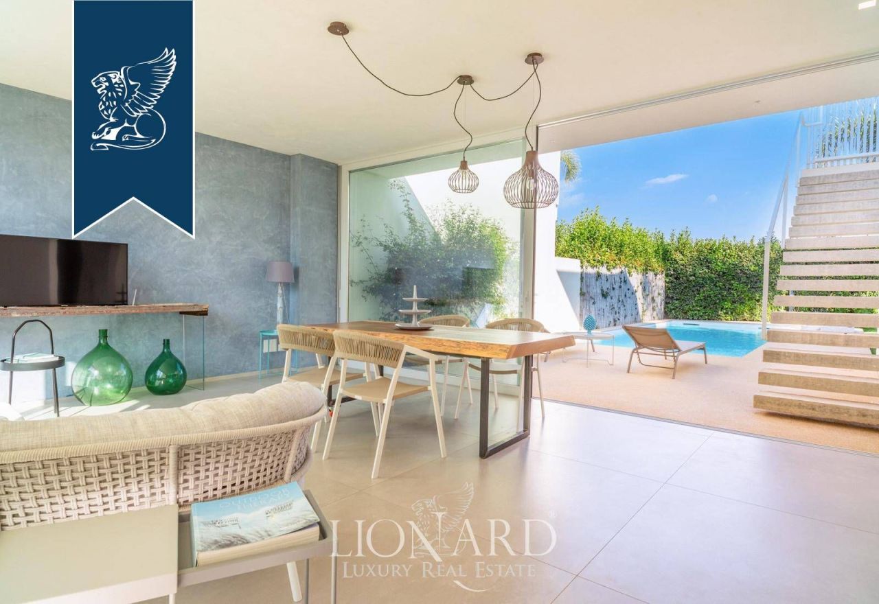 Villa in Ragusa, Italy, 750 m² - picture 18