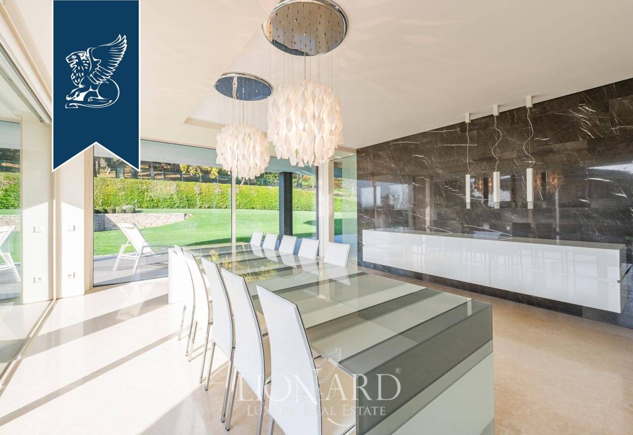 Villa a Bergamo, Italia, 700 m² - foto 18