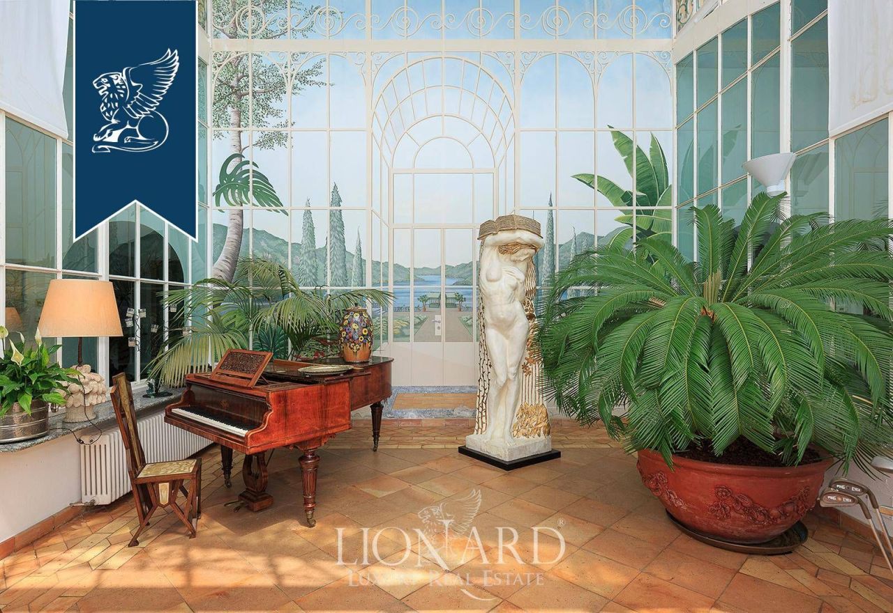 Villa a Griante, Italia, 380 m² - foto 18