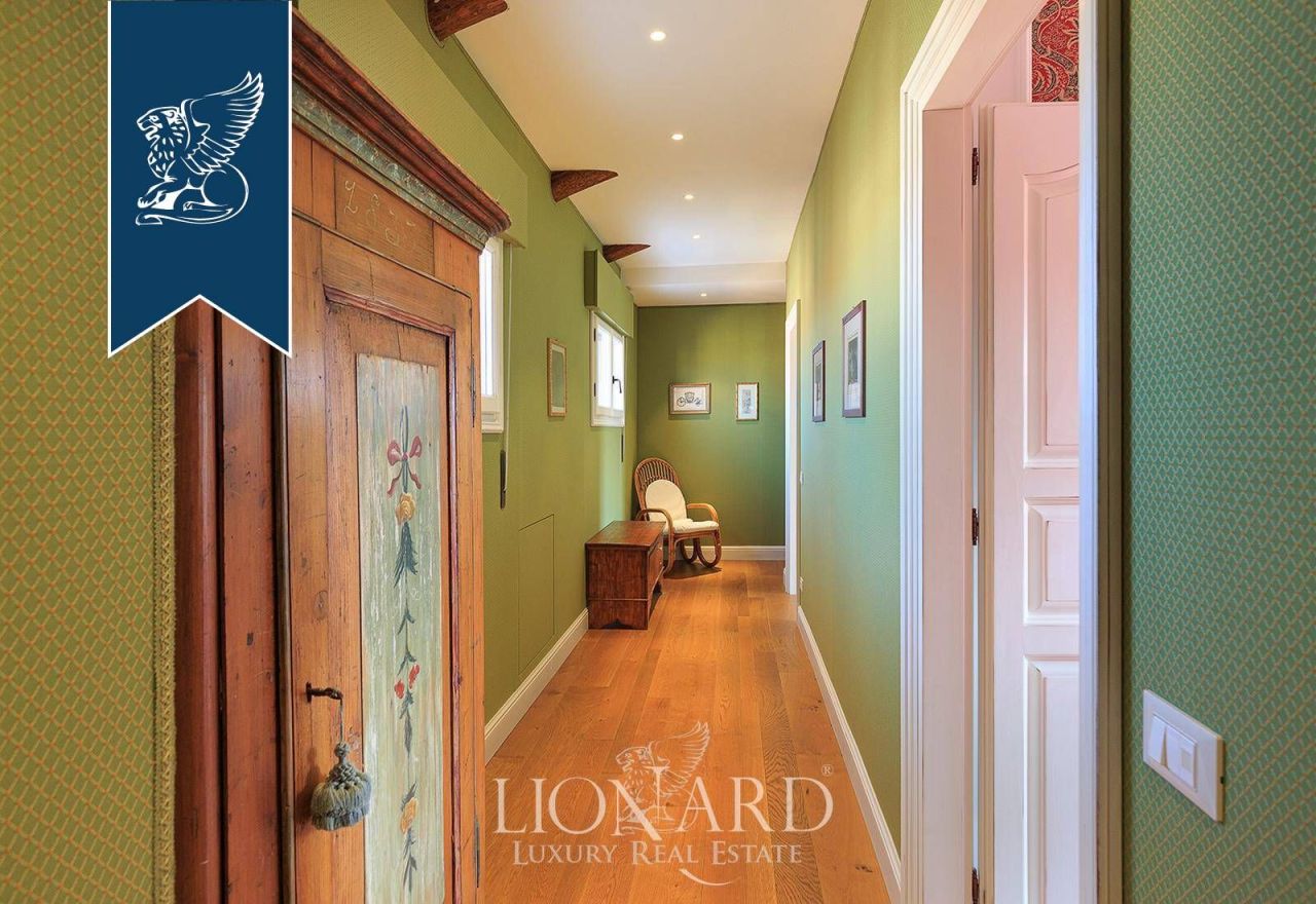 Apartment in Venice, Italy, 310 m² - picture 18