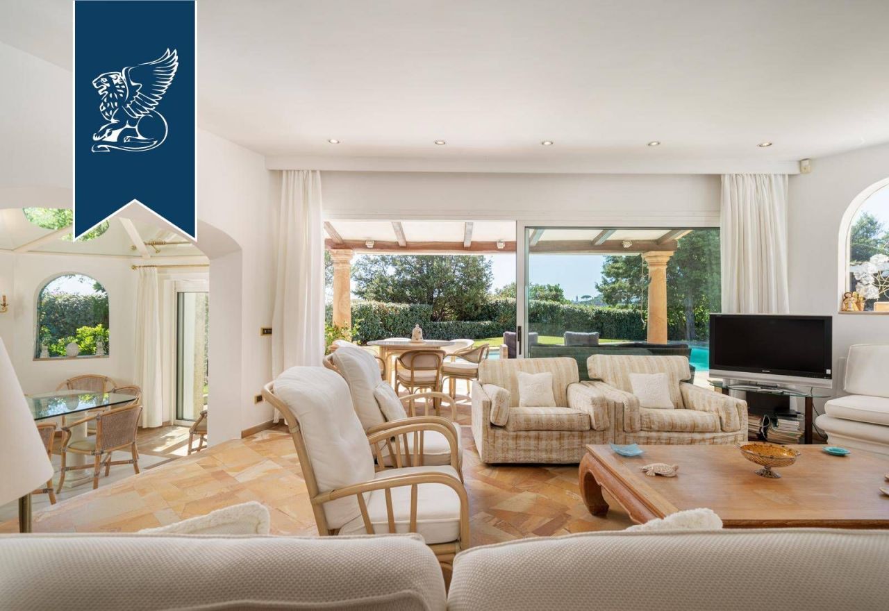 Villa in Porto Cervo, Italy, 320 m² - picture 18