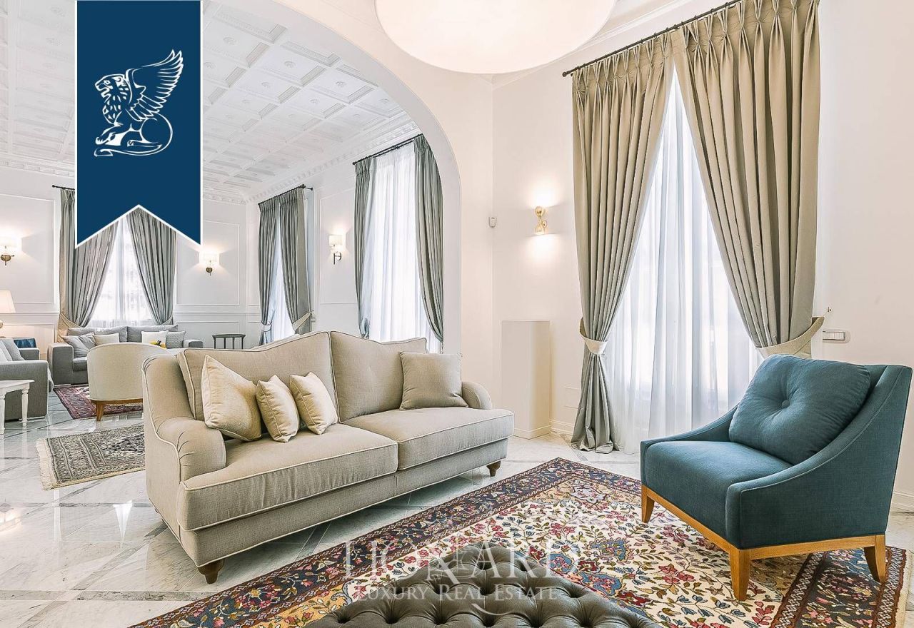 Villa à Florence, Italie, 750 m² - image 18