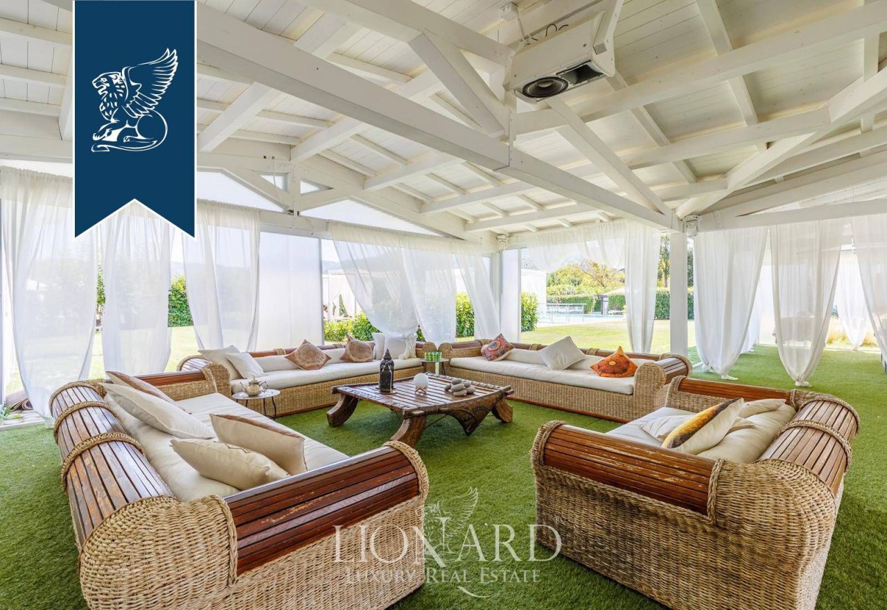 Hotel in Arezzo, Italy, 2 500 m² - picture 18