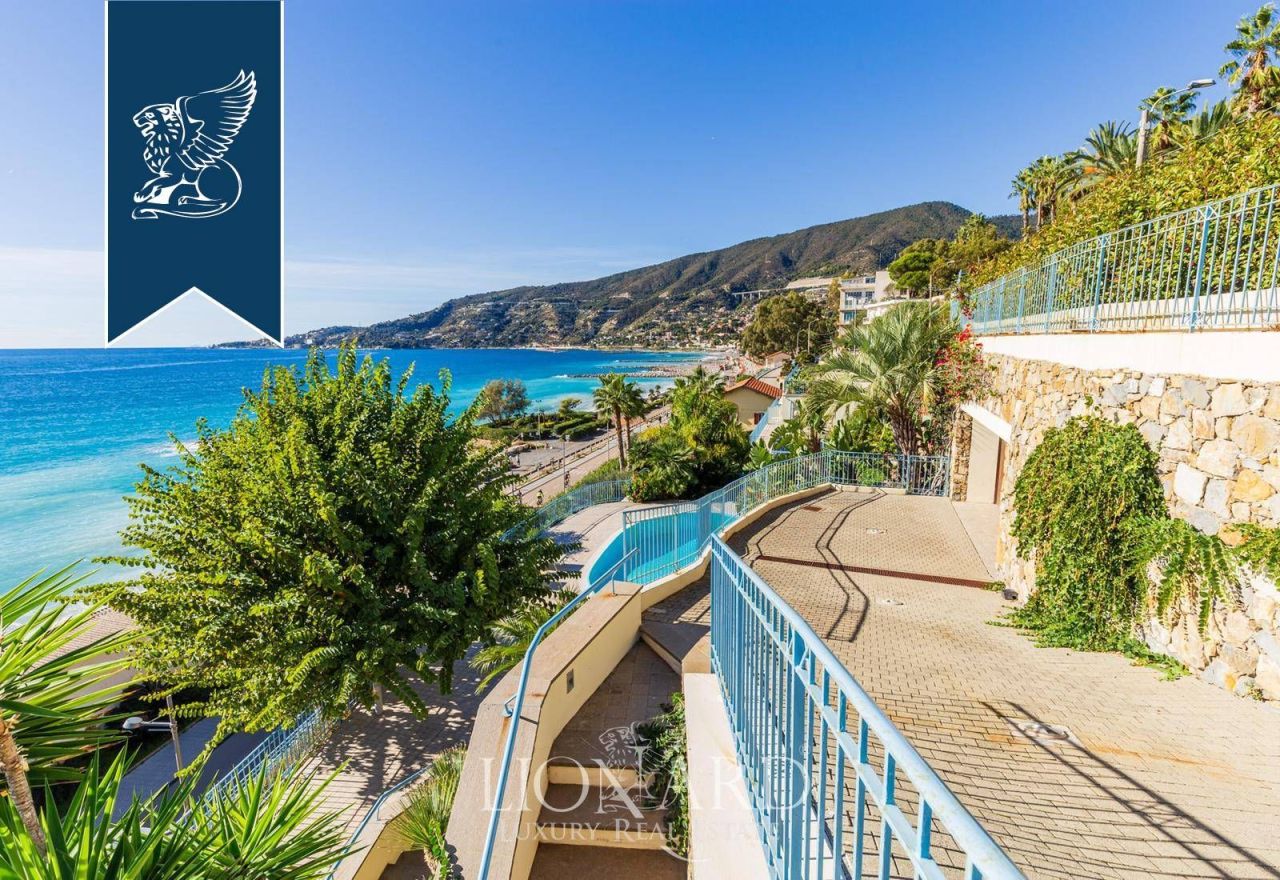 Villa in Ospedaletti, Italy, 450 m² - picture 17