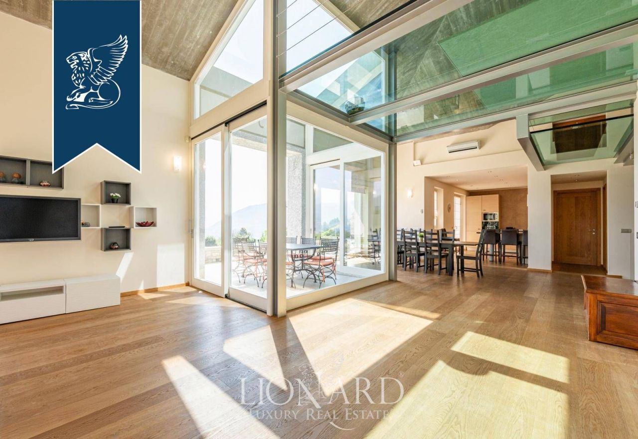 Villa a Griante, Italia, 300 m² - foto 17