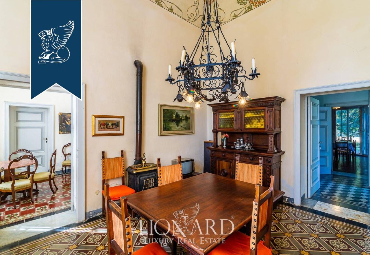 Villa a Livorno, Italia, 1 500 m² - foto 17