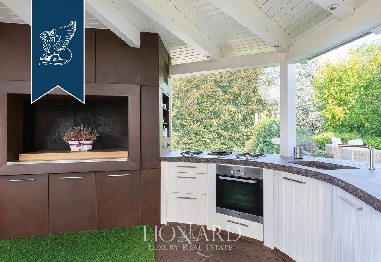 Villa a Besozzo, Italia, 510 m² - foto 18