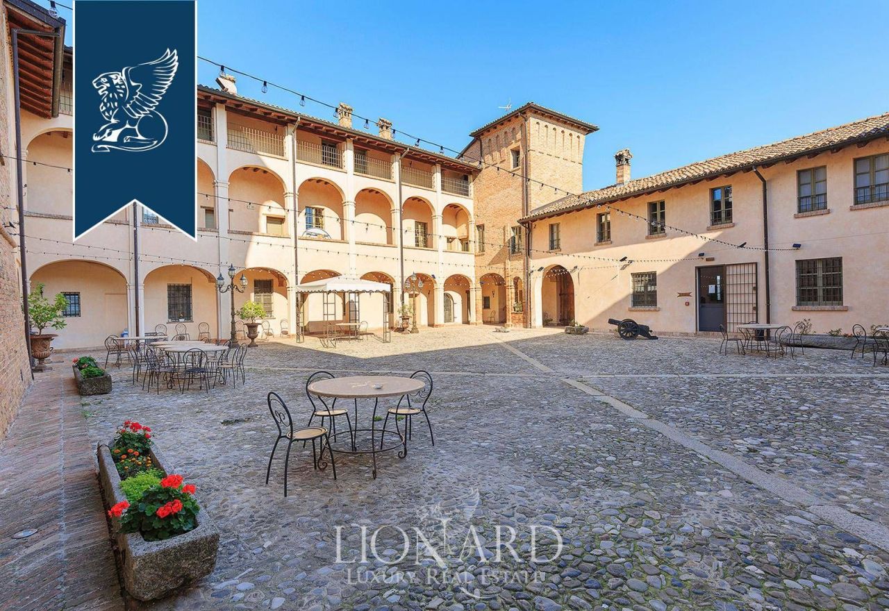 Castello a Piacenza, Italia, 3 700 m² - foto 18