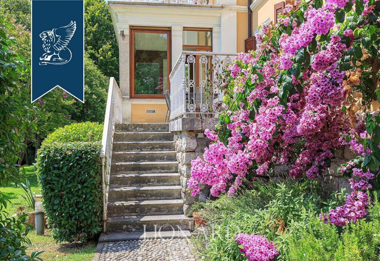 Apartamento en Gardone Riviera, Italia, 140 m² - imagen 18