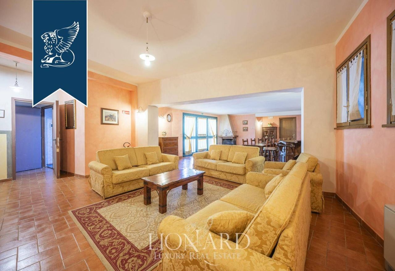 Villa in Pistoia, Italy, 600 m² - picture 18