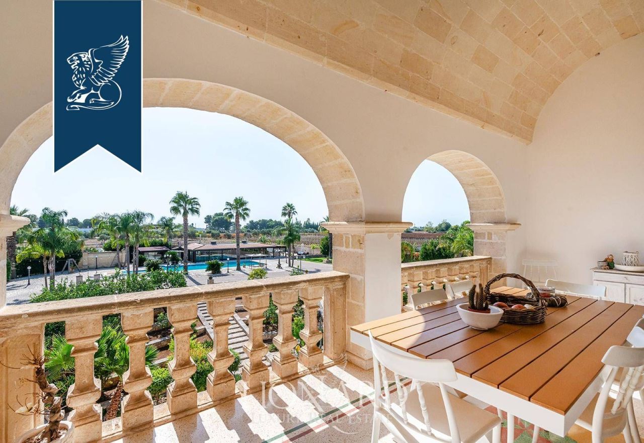 Villa a Taranto, Italia, 1 000 m² - foto 18