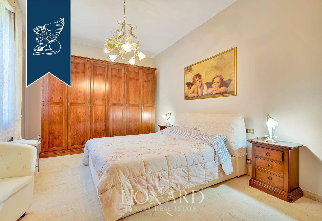 Villa in Pietrasanta, Italy, 420 m² - picture 18