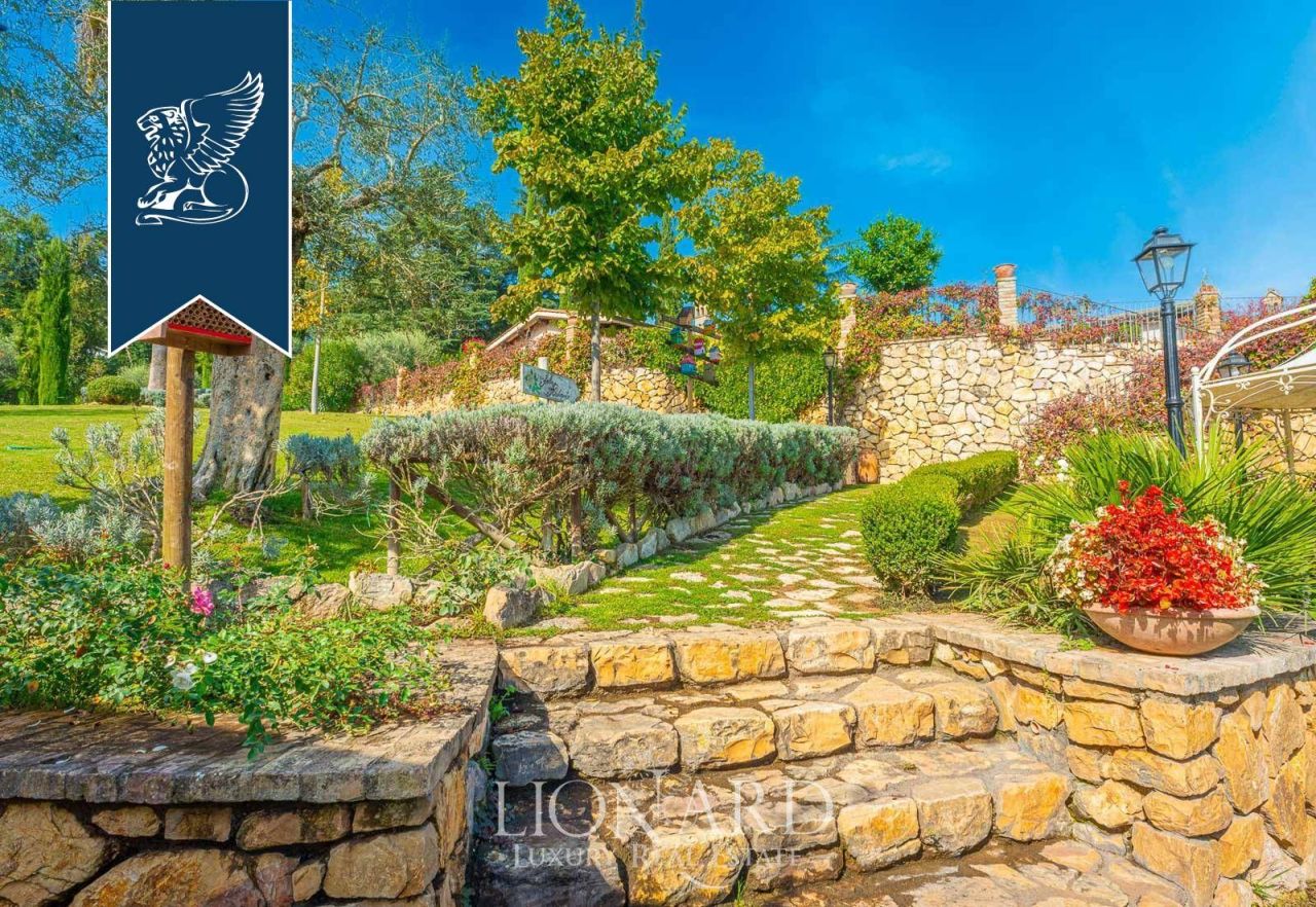 Villa in Rom, Italien, 1 100 m² - Foto 18