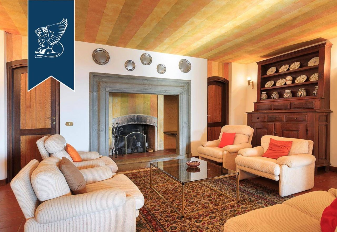 Villa in Bergamo, Italy, 1 500 m² - picture 18