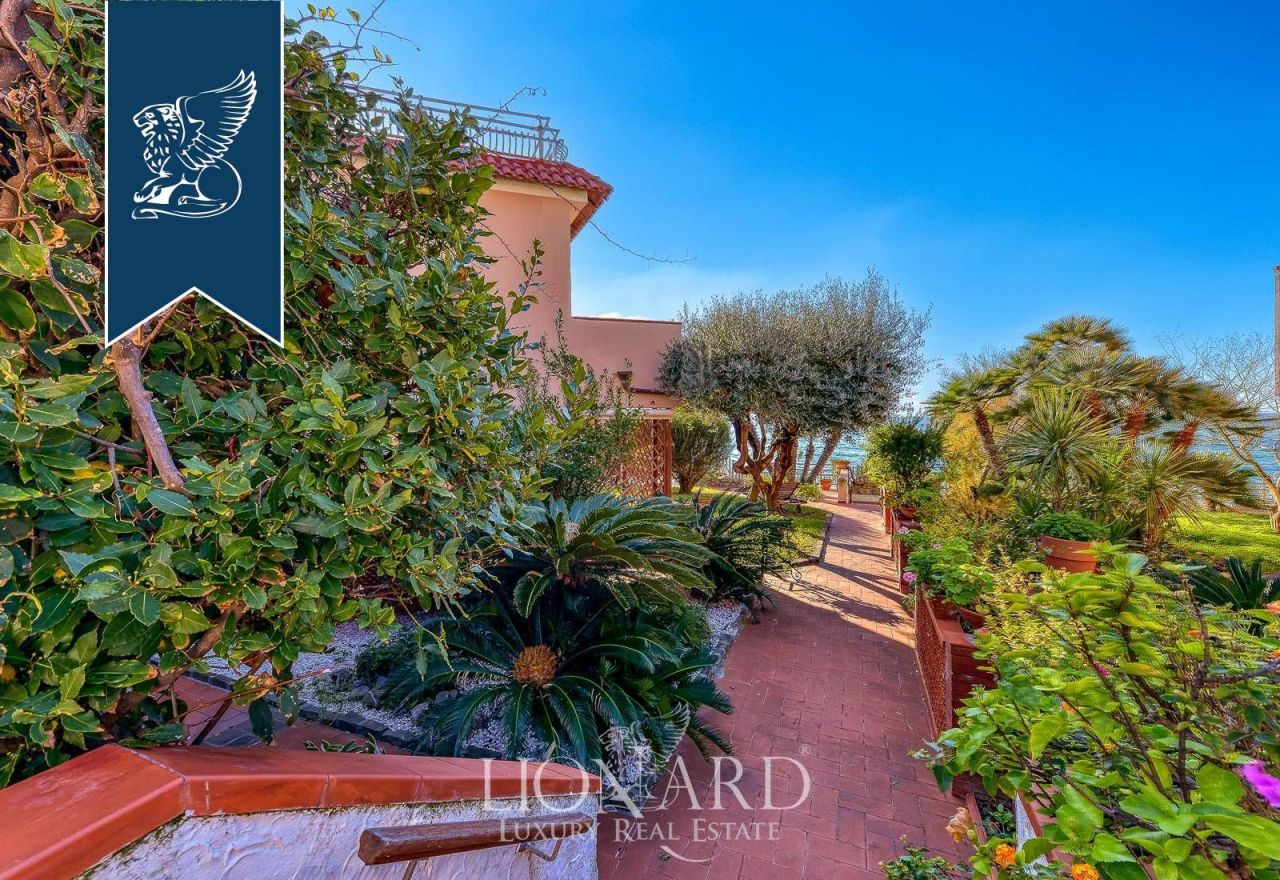 Villa in Salerno, Italien, 300 m² - Foto 17