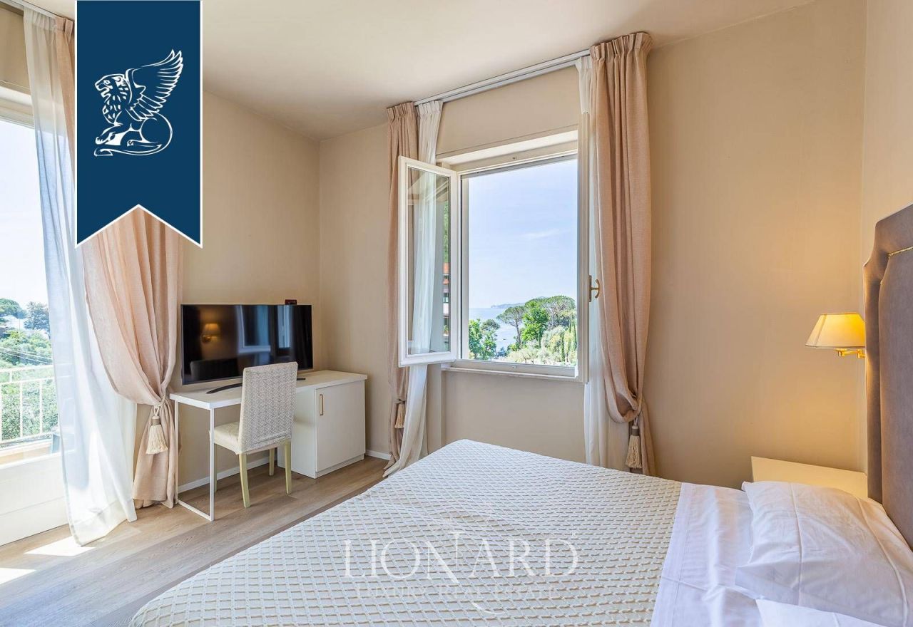 Hôtel à Lerici, Italie, 1 400 m² - image 17