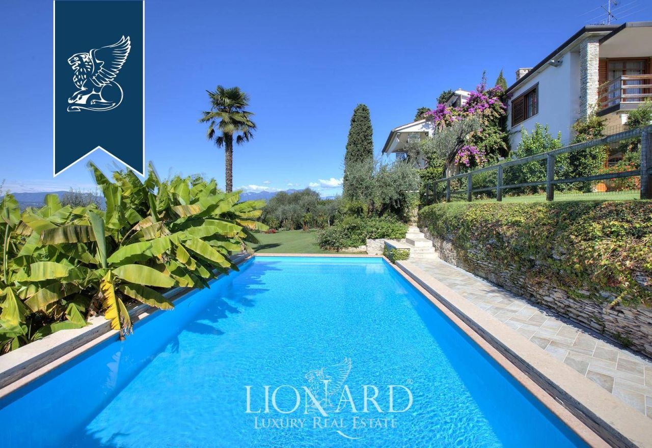 Villa a Sirmione, Italia, 570 m² - foto 17