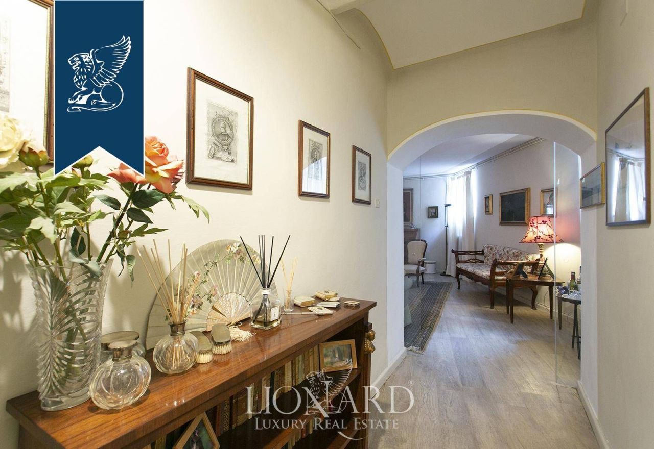 Villa en Crespina, Italia, 1 500 m² - imagen 17