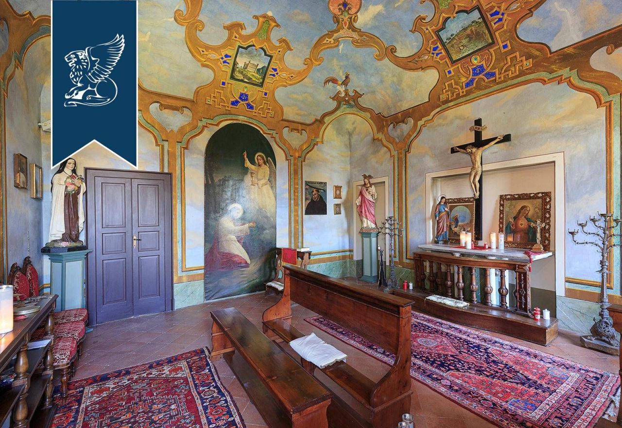 Castle in Piacenza, Italy, 8 000 m² - picture 16