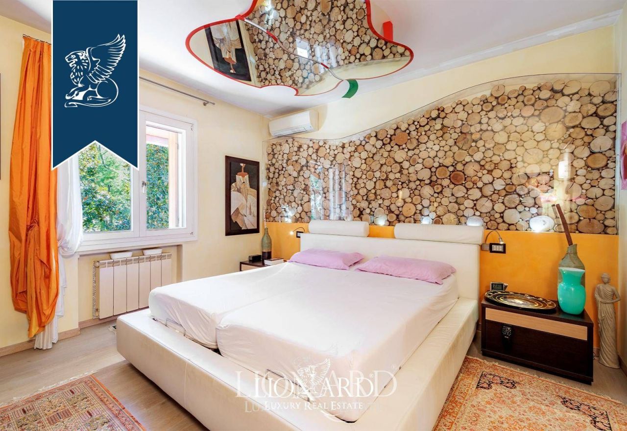 Villa à Venise, Italie, 680 m² - image 16