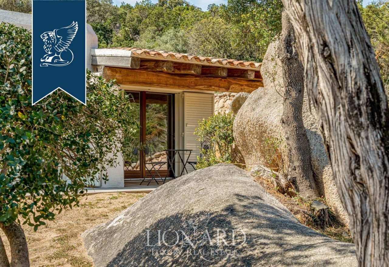 Villa à Palau, Italie, 476 m² - image 16