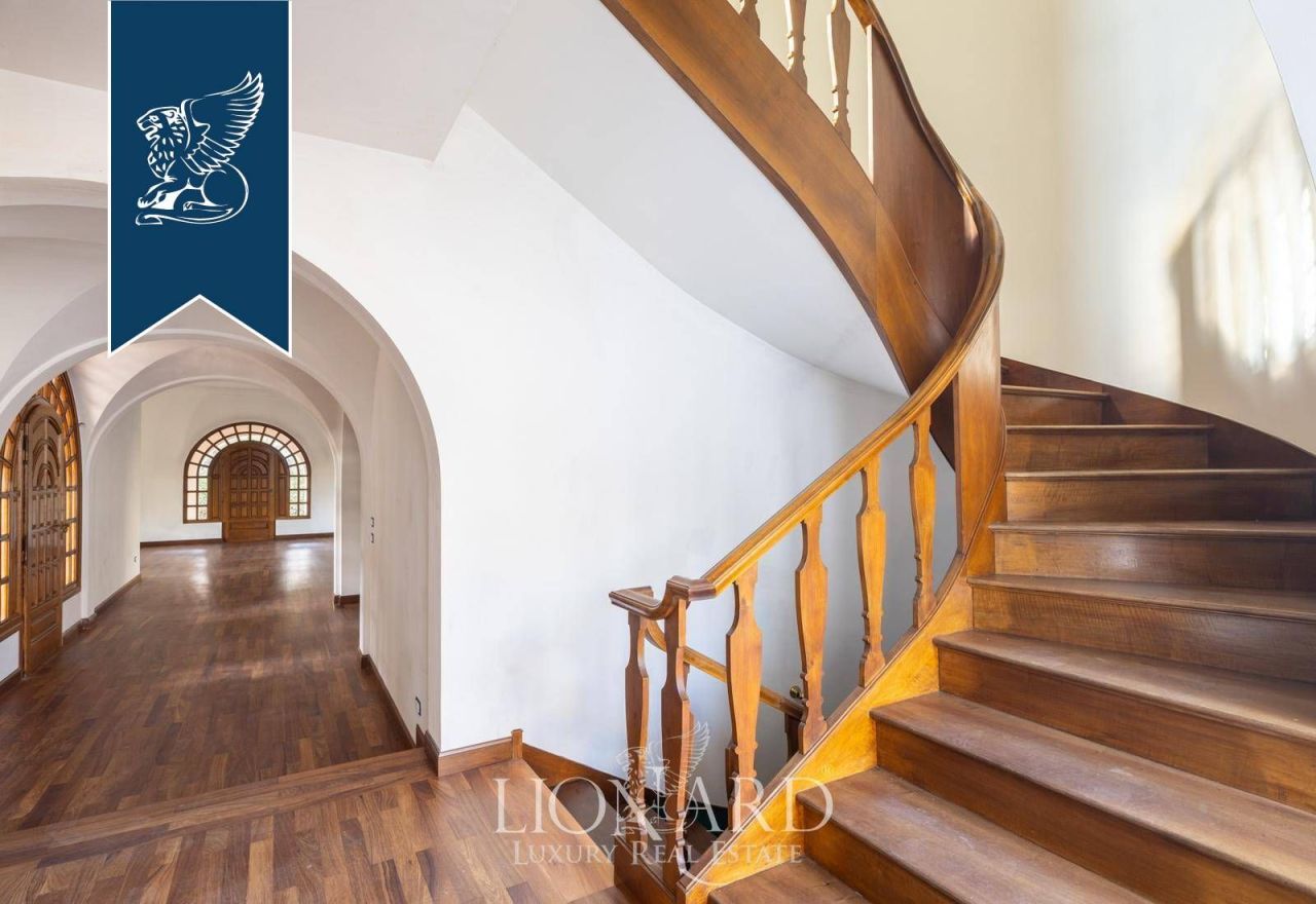 Villa en Pistoia, Italia, 900 m² - imagen 16