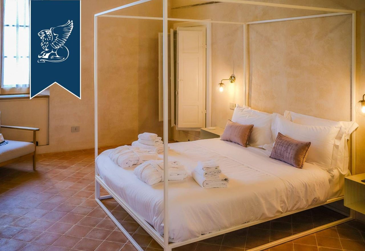 Hotel en Camaiore, Italia, 370 m² - imagen 16