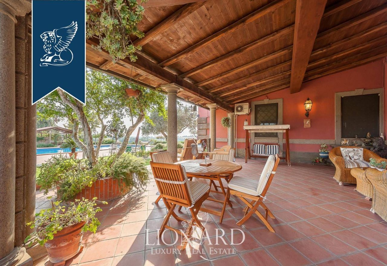 Villa in Rome, Italy, 1 596 m² - picture 16