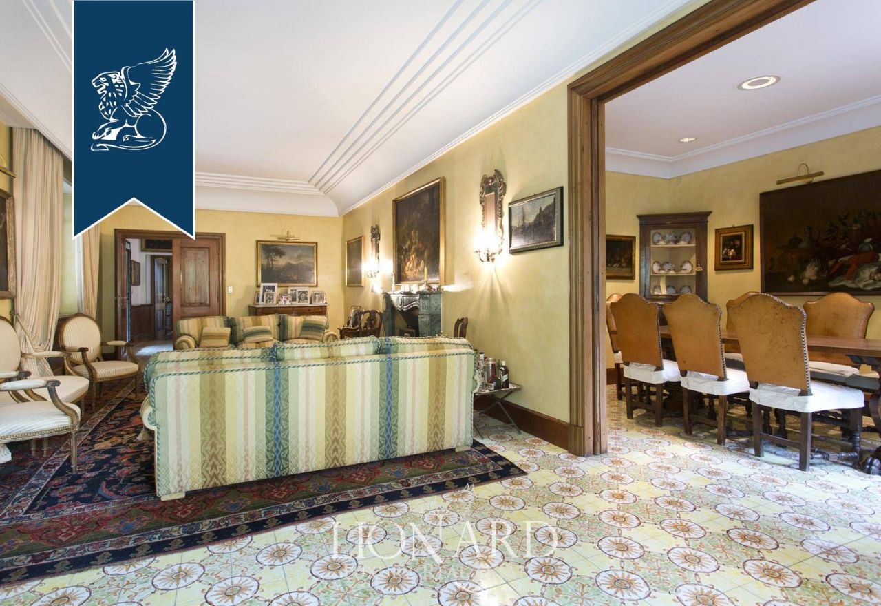 Villa a Roma, Italia, 1 000 m² - foto 17