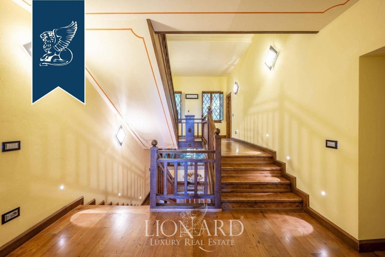 Villa in Modena, Italy, 671 m² - picture 16