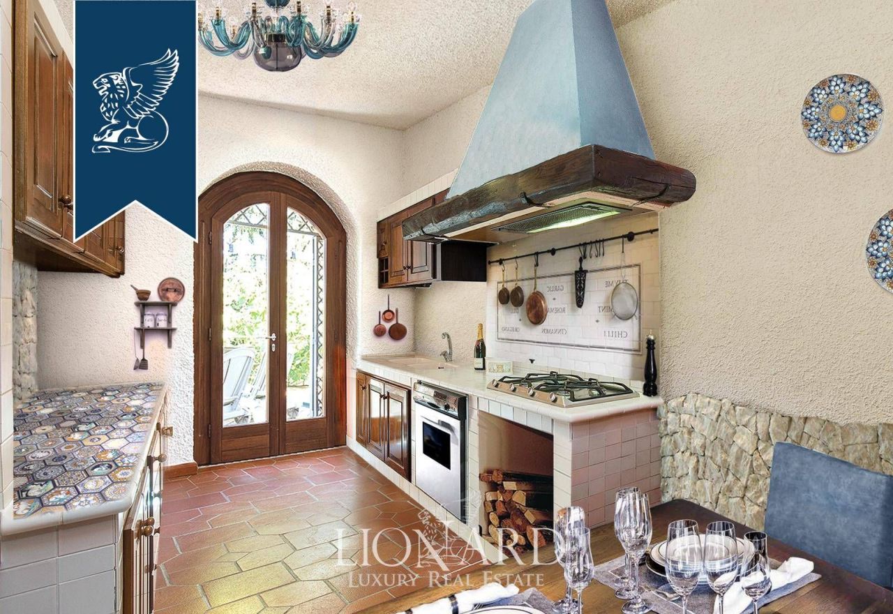 Villa à Pavía, Italie, 600 m² - image 16