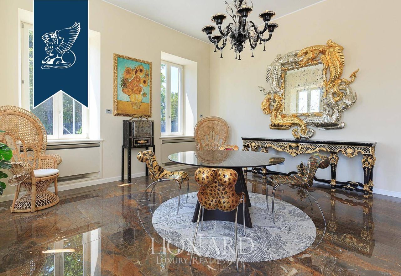 Villa in Bergamo, Italy, 2 196 m² - picture 16