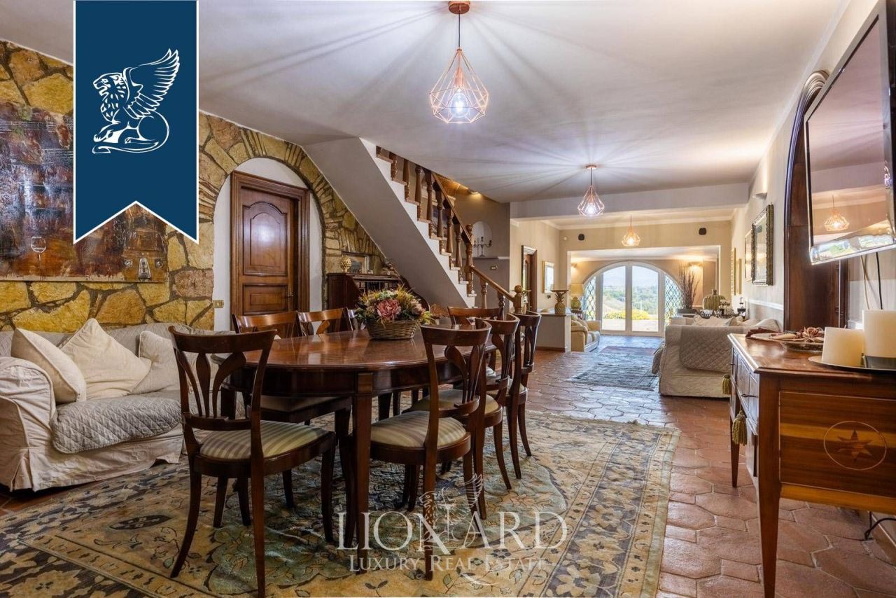 Villa in Rome, Italy, 840 m² - picture 16