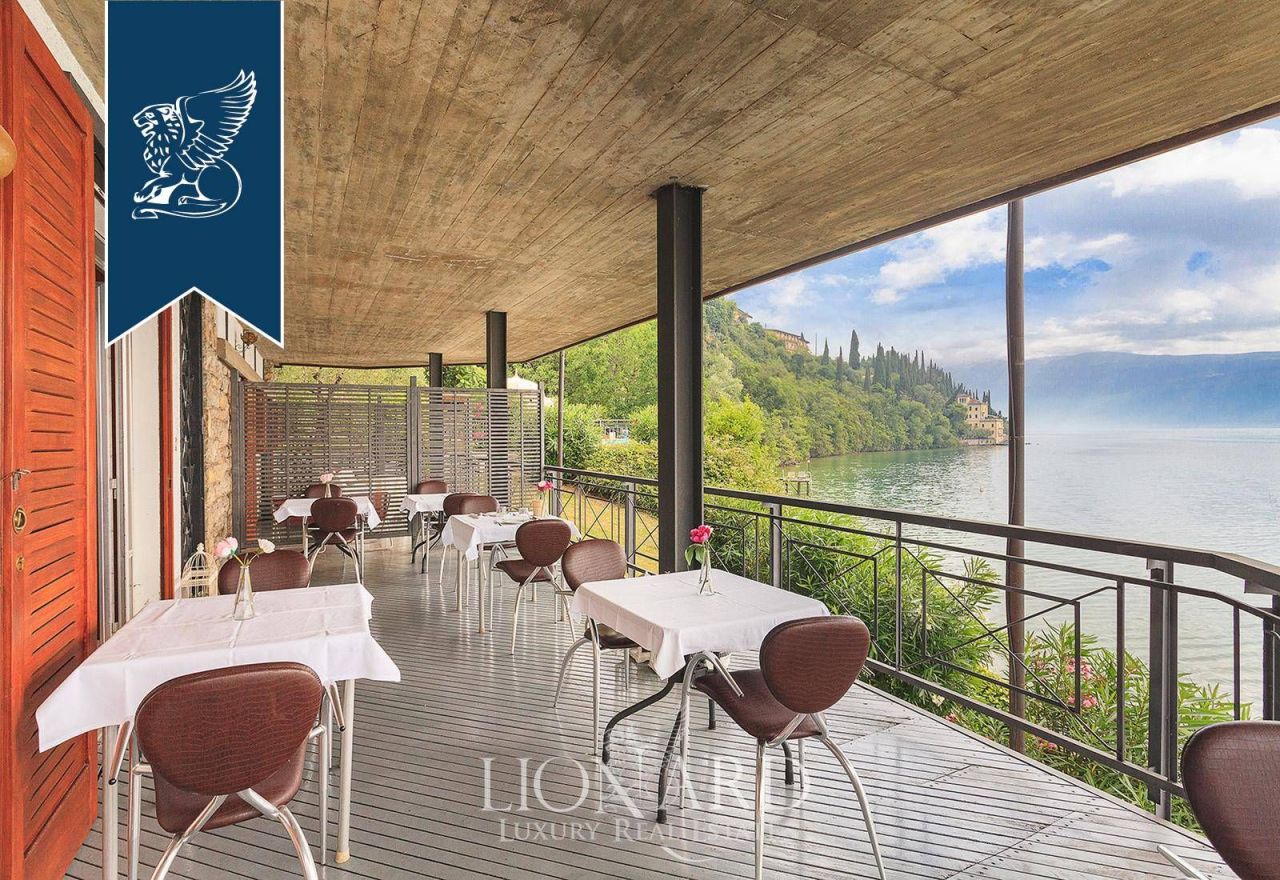 Villa in Brescia, Italy, 450 m² - picture 17